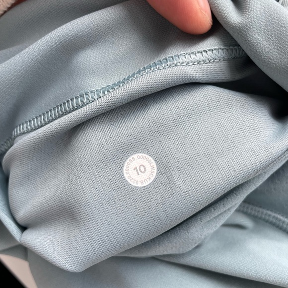 NWT- Zoned in HR Tight 27”- Lululemon. Light steel blue - Picture 4 of 6
